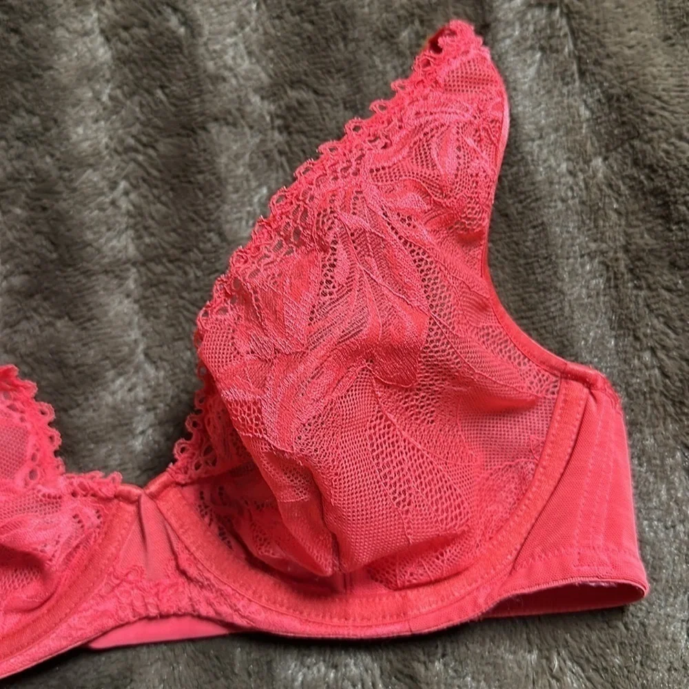SOMA Sensual Unlined Plunge Coral Sz 34D